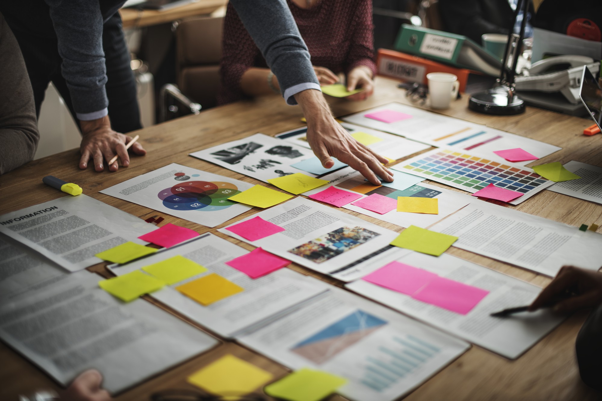 POC, MVP E Protótipo: o que esses termos significam e porque eles são importantes para inovação corporativa?